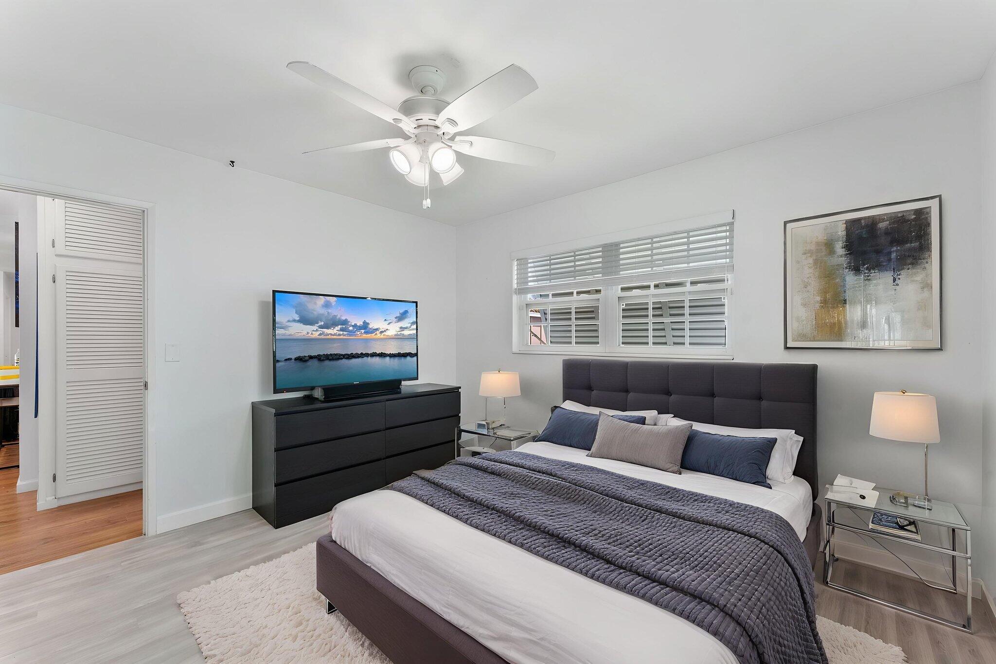 Coral Manor 2nd Add 55-37 - Residential