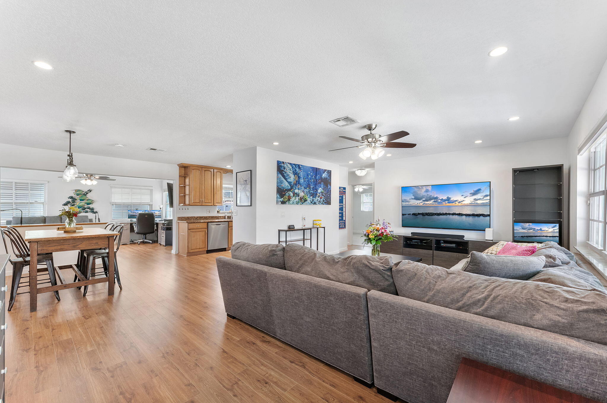 Coral Manor 2nd Add 55-37 - Residential