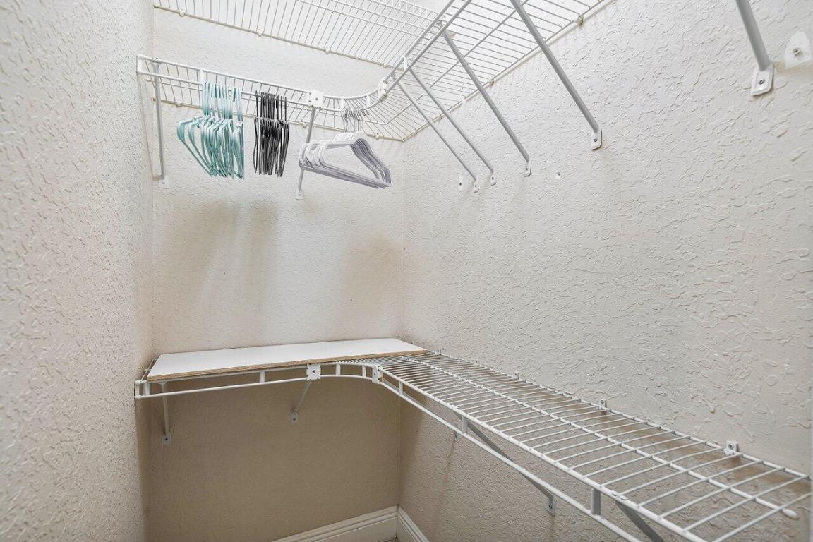 SNUG HARBOR SEC ONE - Residential