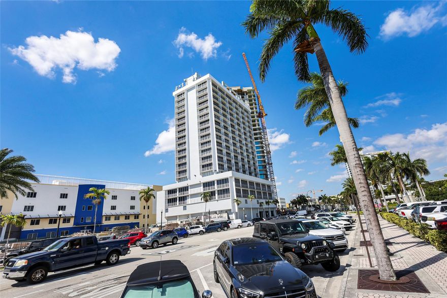 SPECTACULAR SE CORNER CONDO FEATURING BREATHTAKING VIEWS OF THE SKYLINE, SOUTHLAKE, CITY AND OCEAN, ALL FROM EVERY WINDOW. LARGE LIVING ROOM, AND OPEN SPACE WELCOMES YOU TO ONE OF THE BEST KEPT SECRETS IN HOLLYWOOD. CLOSE TO ALL MALLS, MARDI GRAS, GULFSTREAM, AND TONS OF HOUSES OF WORSHIP, BANKS, DRUG STORES, BUS LINE, STEPS TO THE BEACH, THE PARK, THE DOG PARK, FARMERS MARKET, AND SO MUCH MORE. YOU WONT BELIEVE WHAT THEY ARE DOING TO THIS PART OF THE WORLD, MASSIVE RENO, GET YOUR DEAL NOW. FANTASTIC FIND. CAN AIR BNB RIGHT AWAY. GREAT INCOME POTENTIAL FOR THE RIGHT PERSON. ALL APPLIANCES BRAND NEW AND ENTIRE UNIT FRESH PAINT.