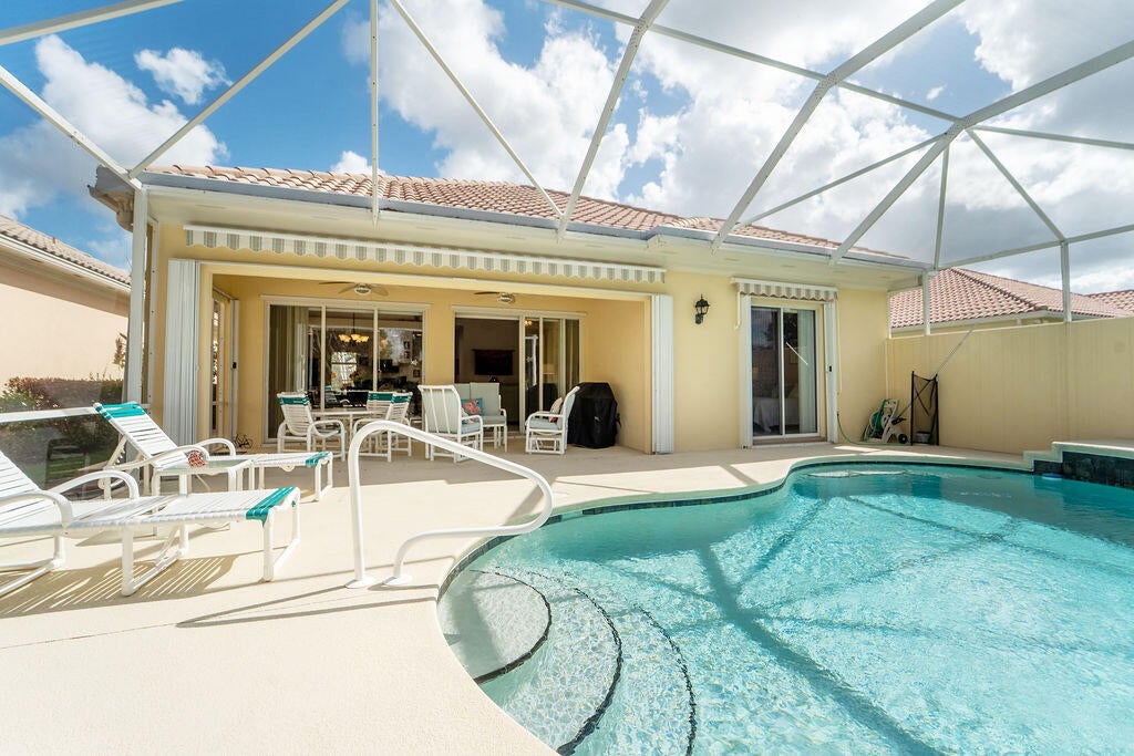 Photo of 8944 SE HAWKS NEST Court, Hobe Sound, FL 33455 (MLS # B26076138)