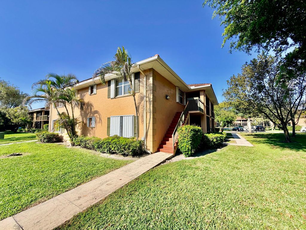 Photo of 741 NW 104th Avenue #203, Hollywood, FL 33026 (MLS # F10548828)