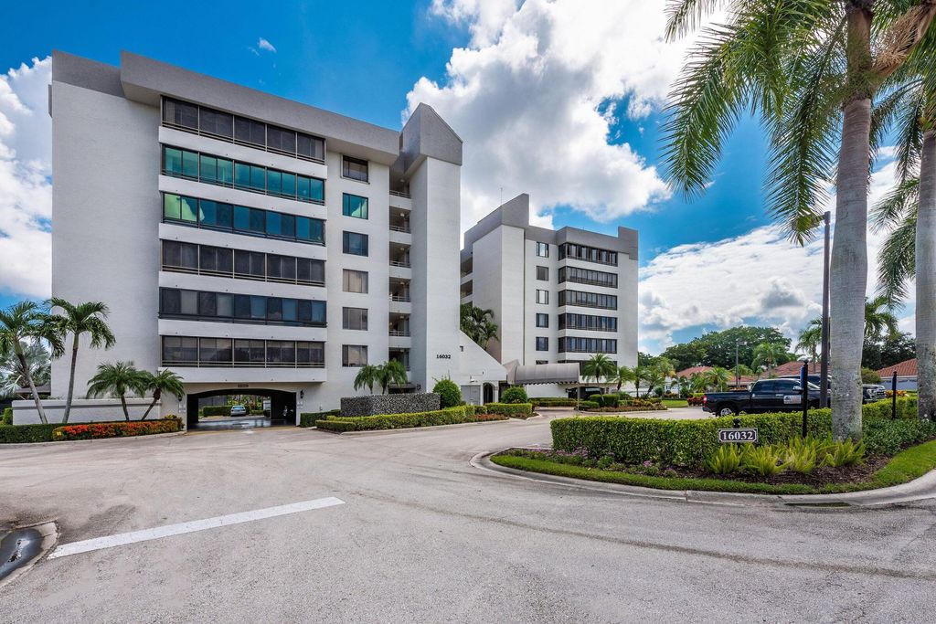 Photo of 16032 Lomond Hills Trail #156, Delray Beach, FL 33446 (MLS # R11136941)