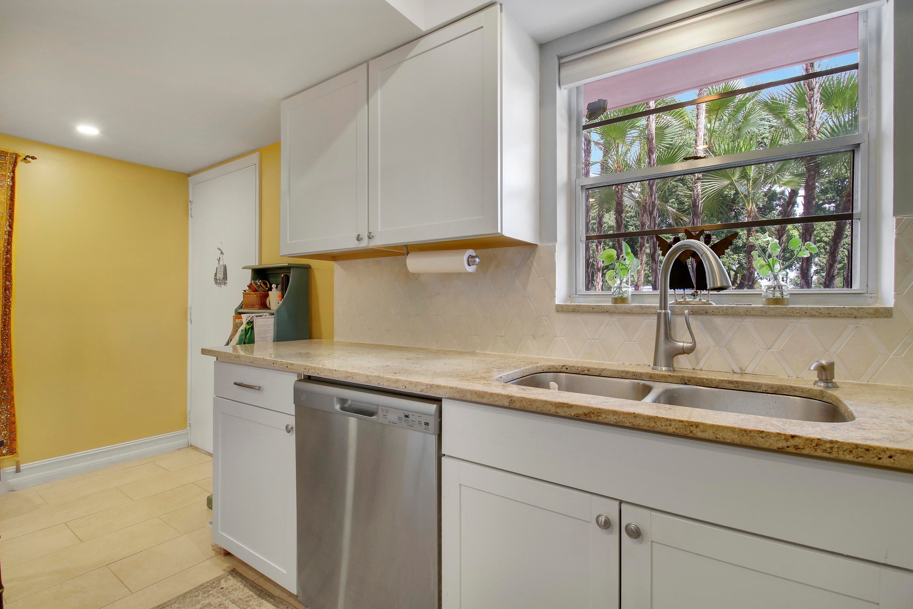 18081 SE COUNTRY CLUB Drive 13-123