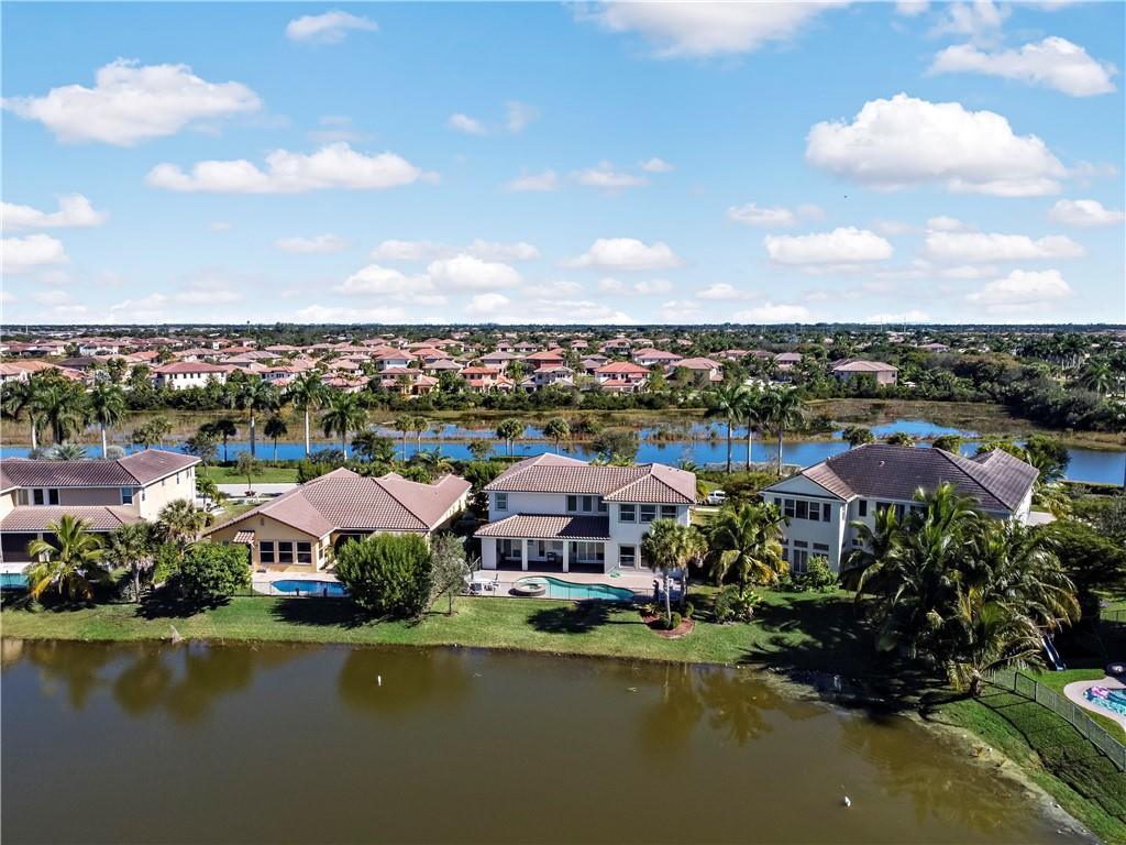 Heron Bay North 3 176-73 - Residential