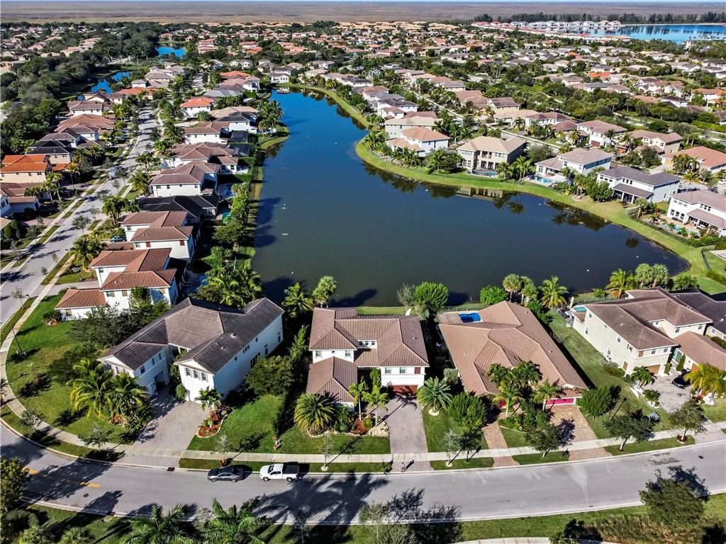 Heron Bay North 3 176-73 - Residential