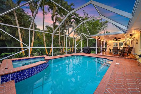 Photo of 9494 SE Cove Point Street, Jupiter, FL 33469 (MLS # R11098364)