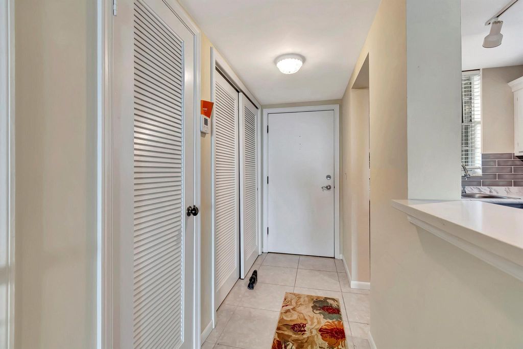 Photo of 100 Paradise Harbour Boulevard #409, North Palm Beach, FL 33408 (MLS # R10952366)