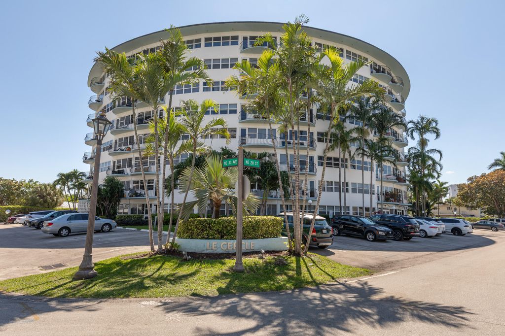 Photo of 3250 NE 28th Street #404, Fort Lauderdale, FL 33308 (MLS # B26008895)