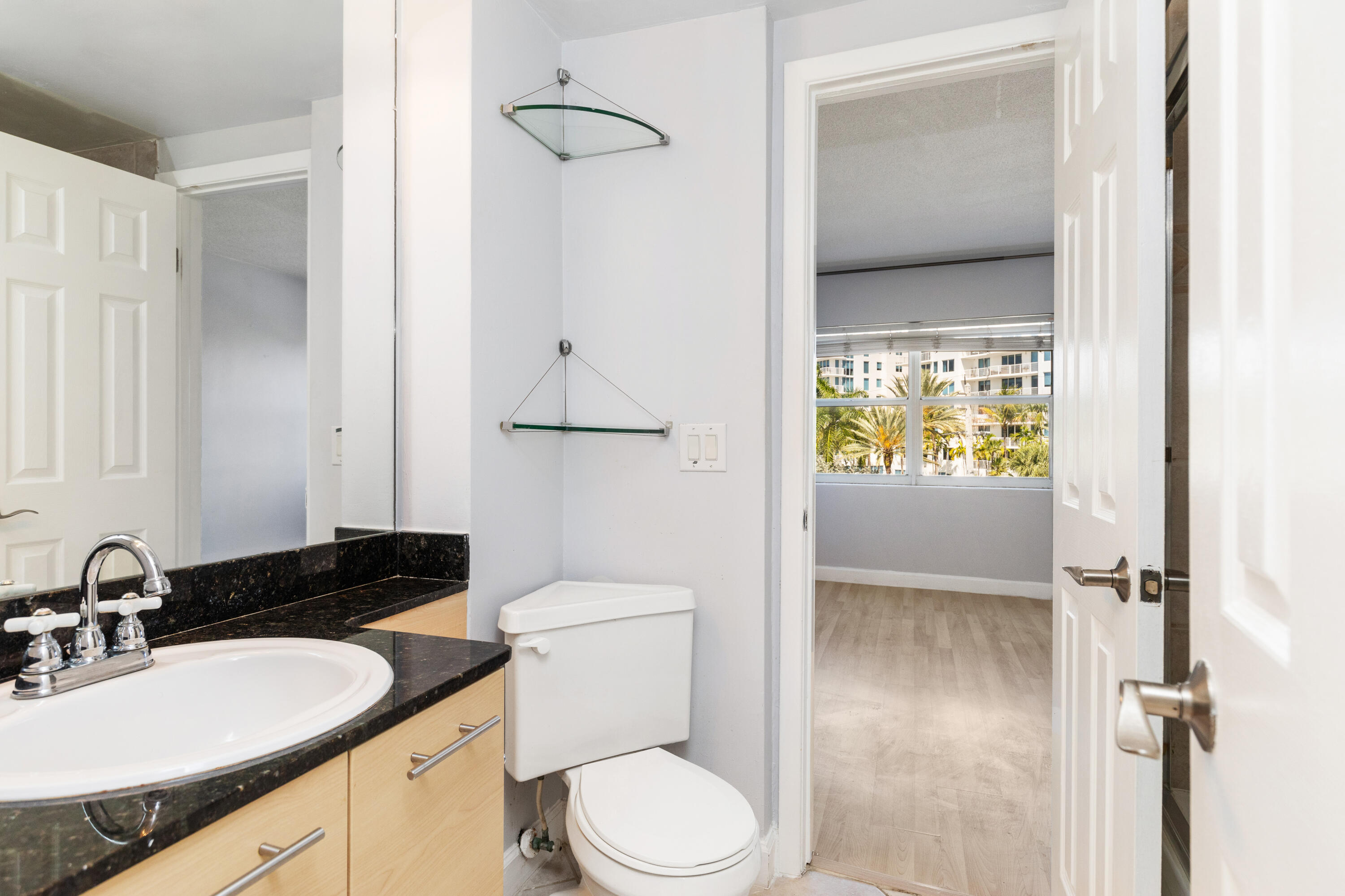 LE CERCLE BY THE BEACH CONDO - Residential