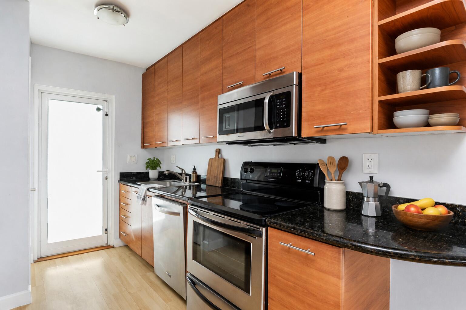 3250 NE 28th Street 404