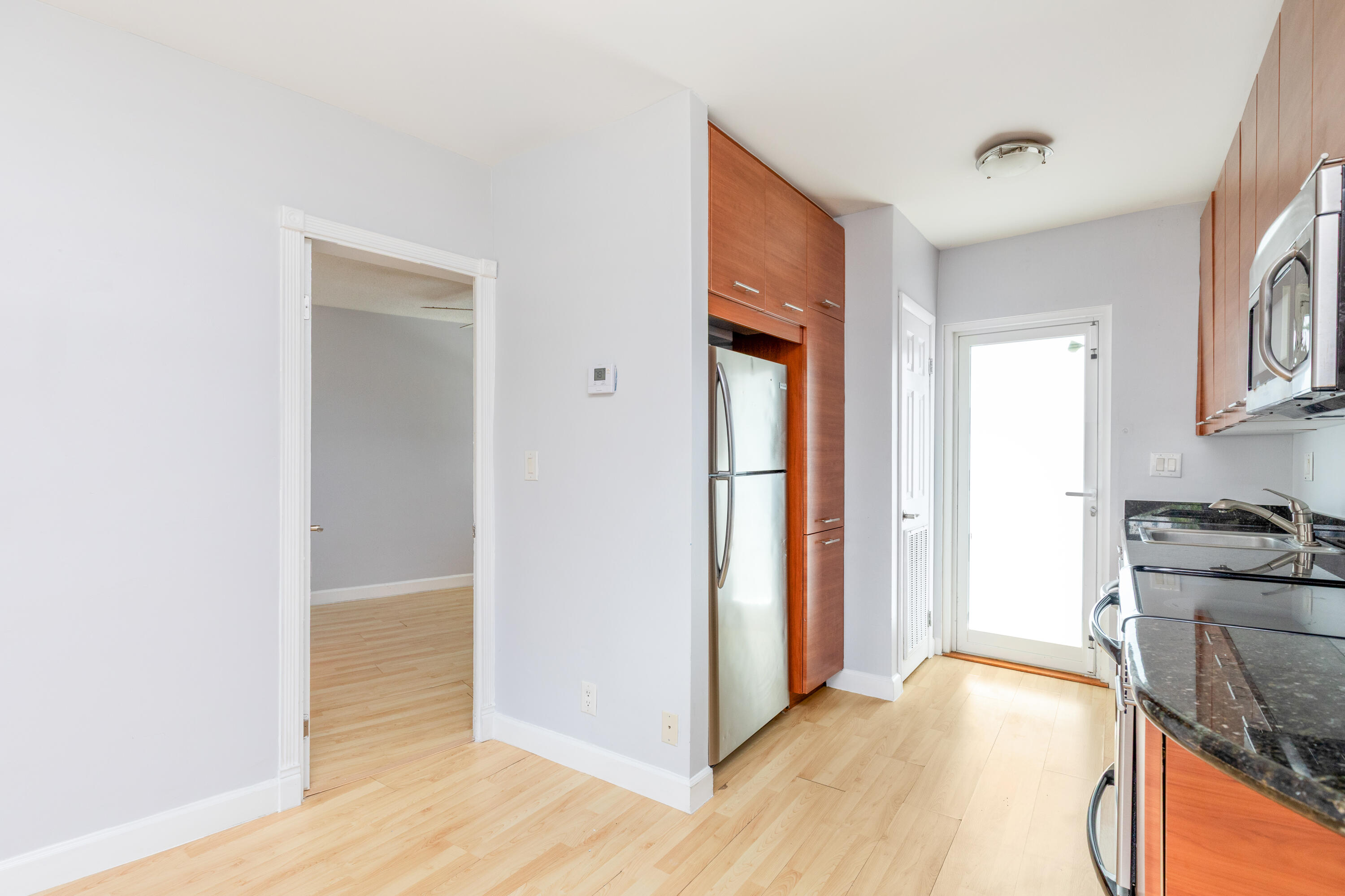 LE CERCLE BY THE BEACH CONDO - Residential