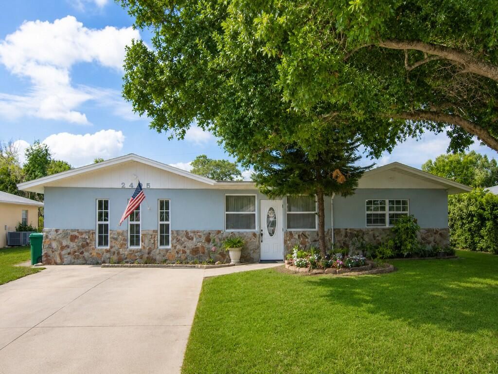 Photo of 2405 Blossom Court, Fort Pierce, FL 34982 (MLS # B26044735)
