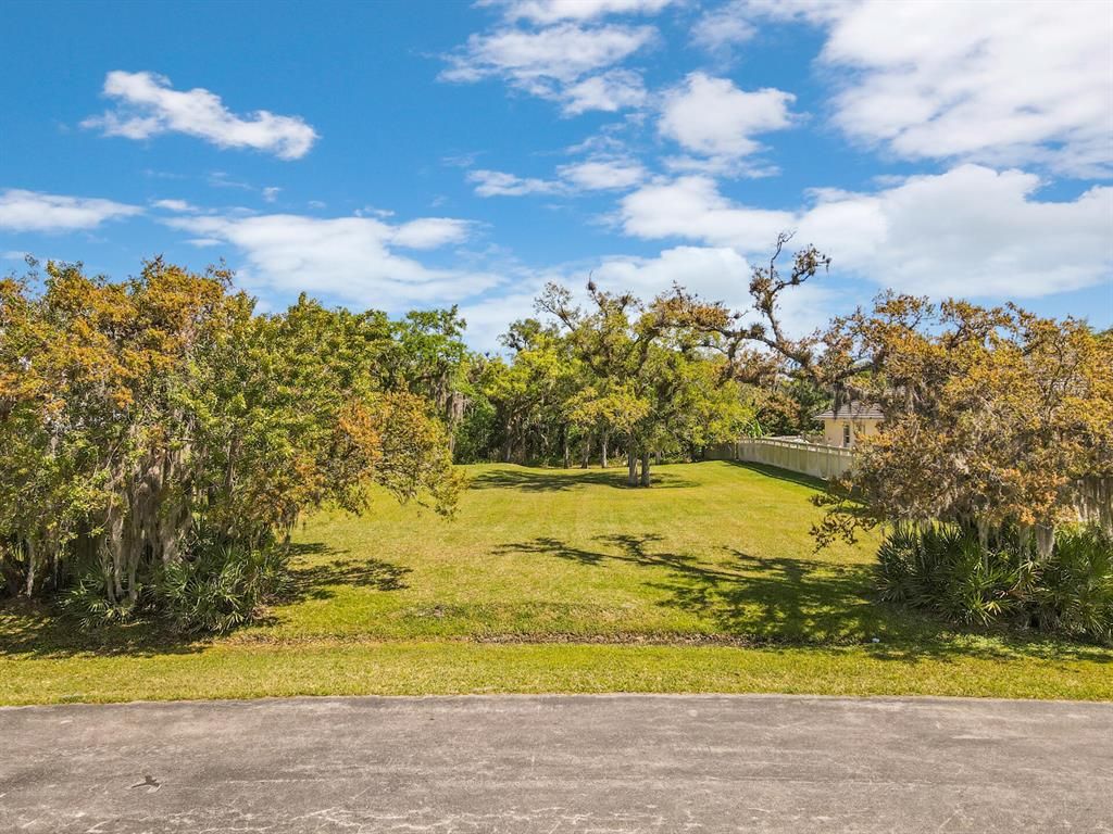 Photo of 2004 Winding Creek Lane, Fort Pierce, FL 34981 (MLS # R10707518)
