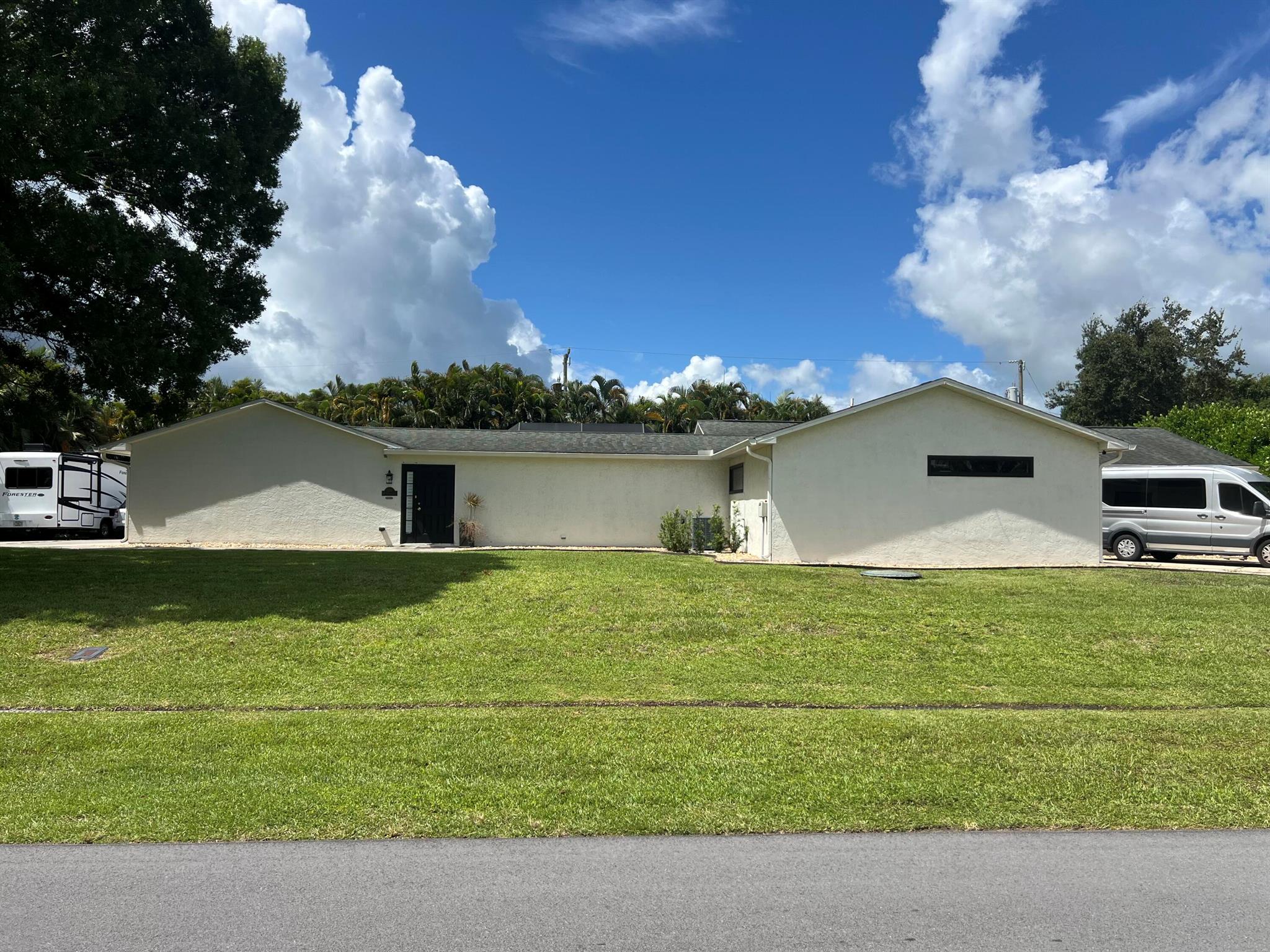 1290 SW Fletcher Lane