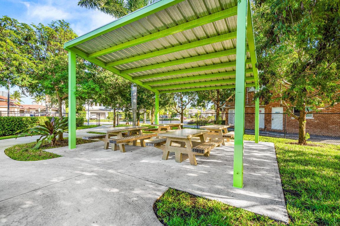 CASA PARADISO - Residential