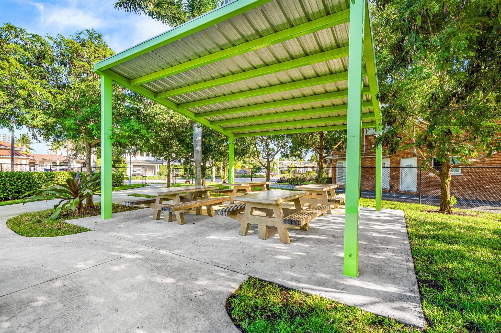 CASA PARADISO - Residential