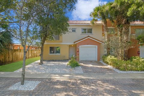 1304 NW 3rd Street Fort Lauderdale FL 33311