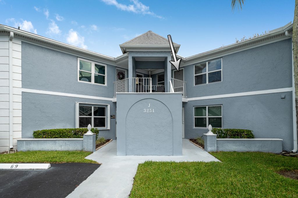 Photo of 3254 SE Aster Lane #J238, Stuart, FL 34994 (MLS # R11139701)