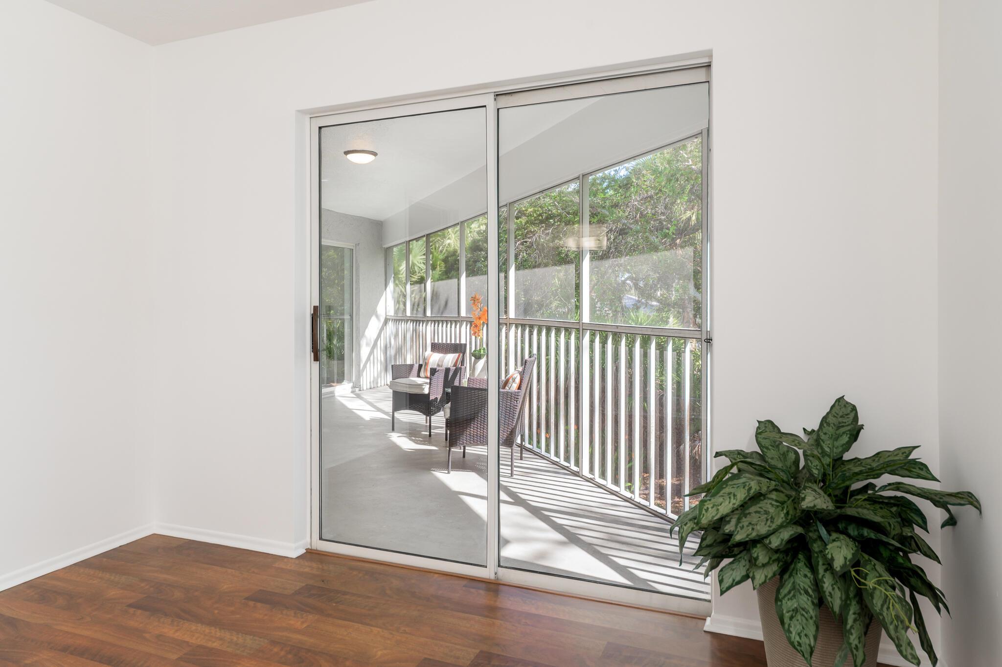 THE VILLAGE OF STUART CON - Residential Lease