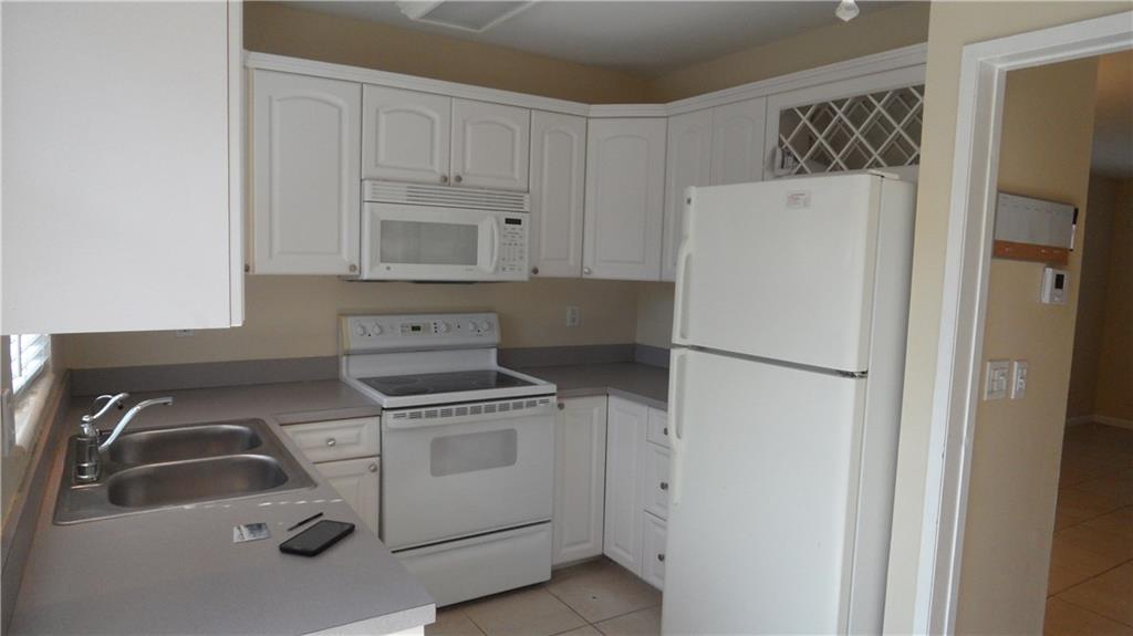 MANOR GROVE VILLAGE - Residential