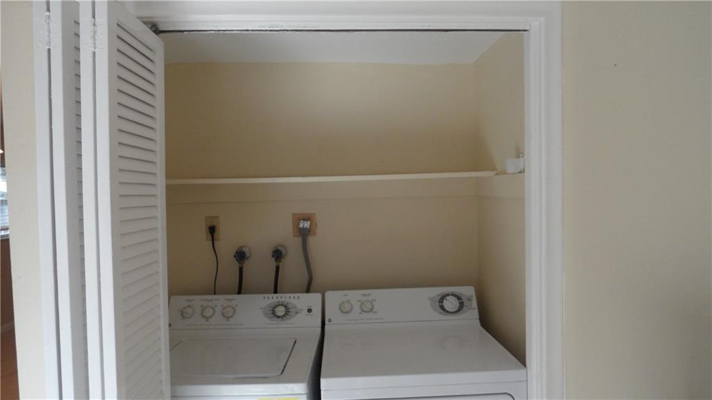 MANOR GROVE VILLAGE - Residential