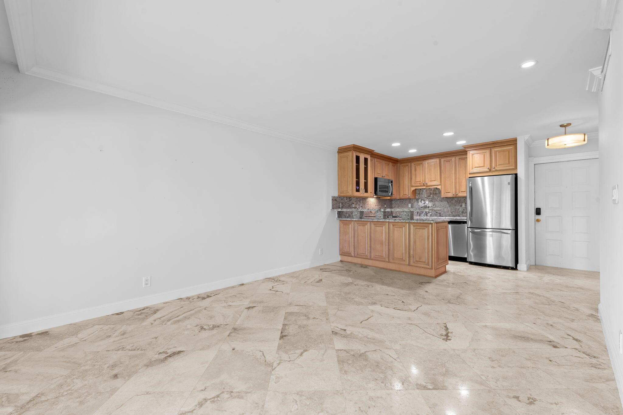 GREENSWARD VILLAGE CONDO - Residential