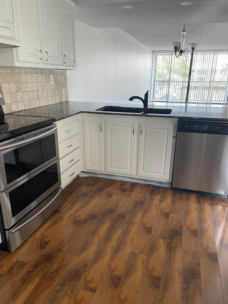 BOCA BAYOU - Residential