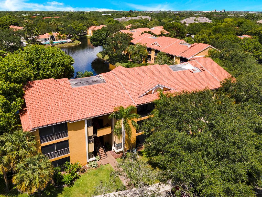 OLIVINE AT THE TOWNSHIP - Residential Lease