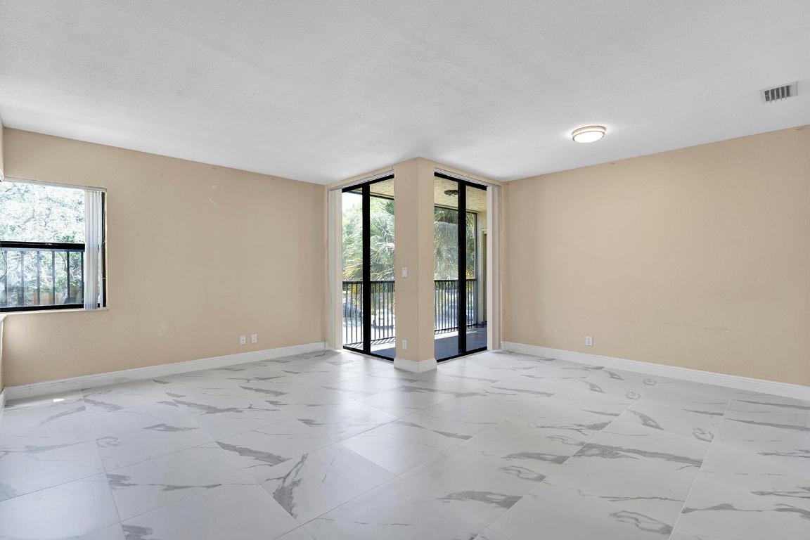 OLIVINE AT THE TOWNSHIP - Residential Lease