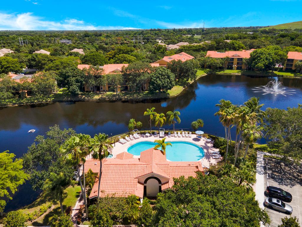 OLIVINE AT THE TOWNSHIP - Residential Lease