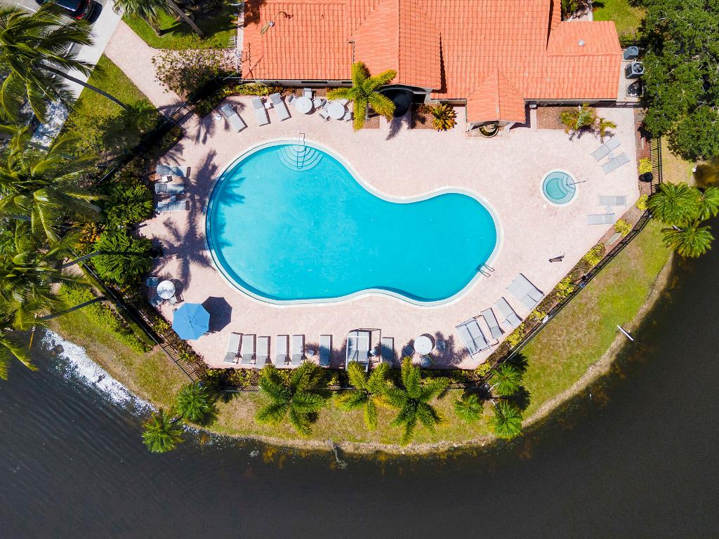 OLIVINE AT THE TOWNSHIP - Residential Lease