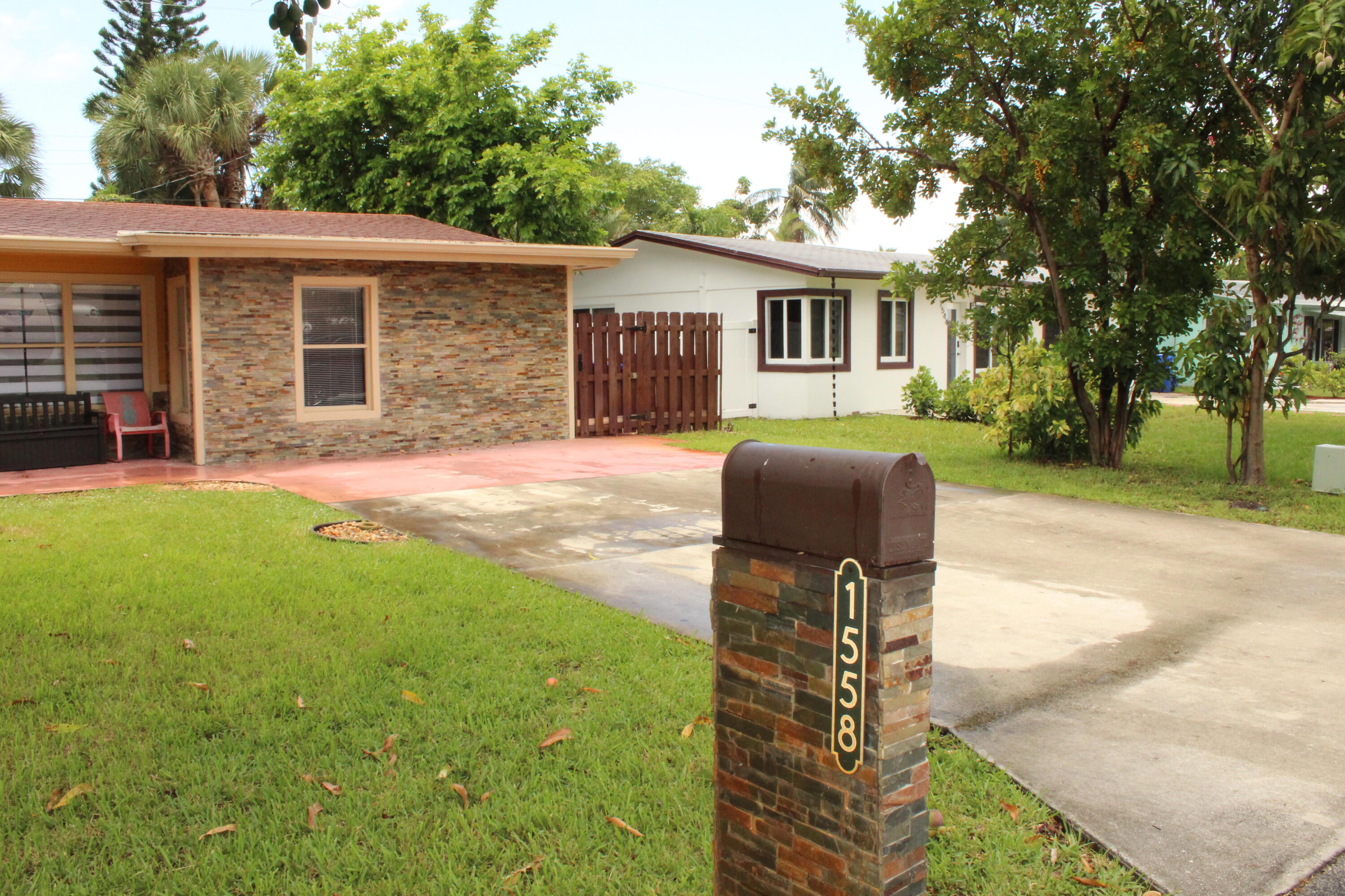 1558 NE 30th Street