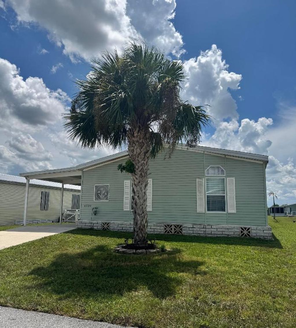 Photo of 6739 Yedra Avenue, Fort Pierce, FL 34951 (MLS # R11096877)