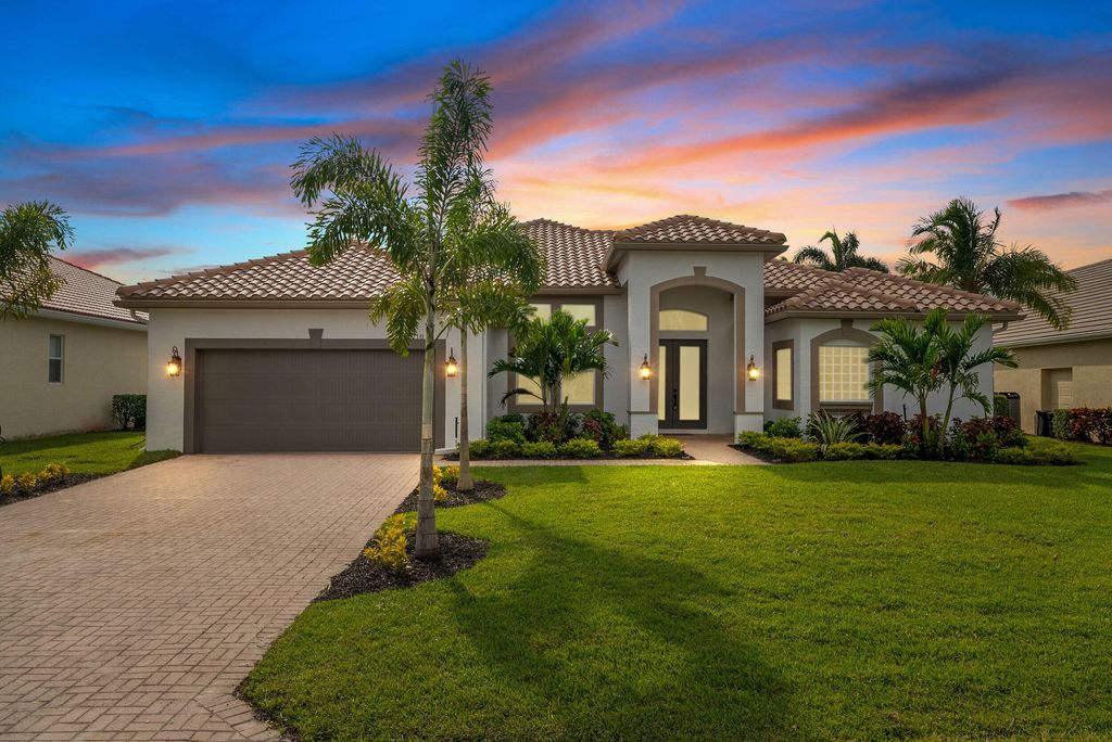 Photo of 2218 SE Stonehaven Road, Port Saint Lucie, FL 34952 (MLS # R11025590)