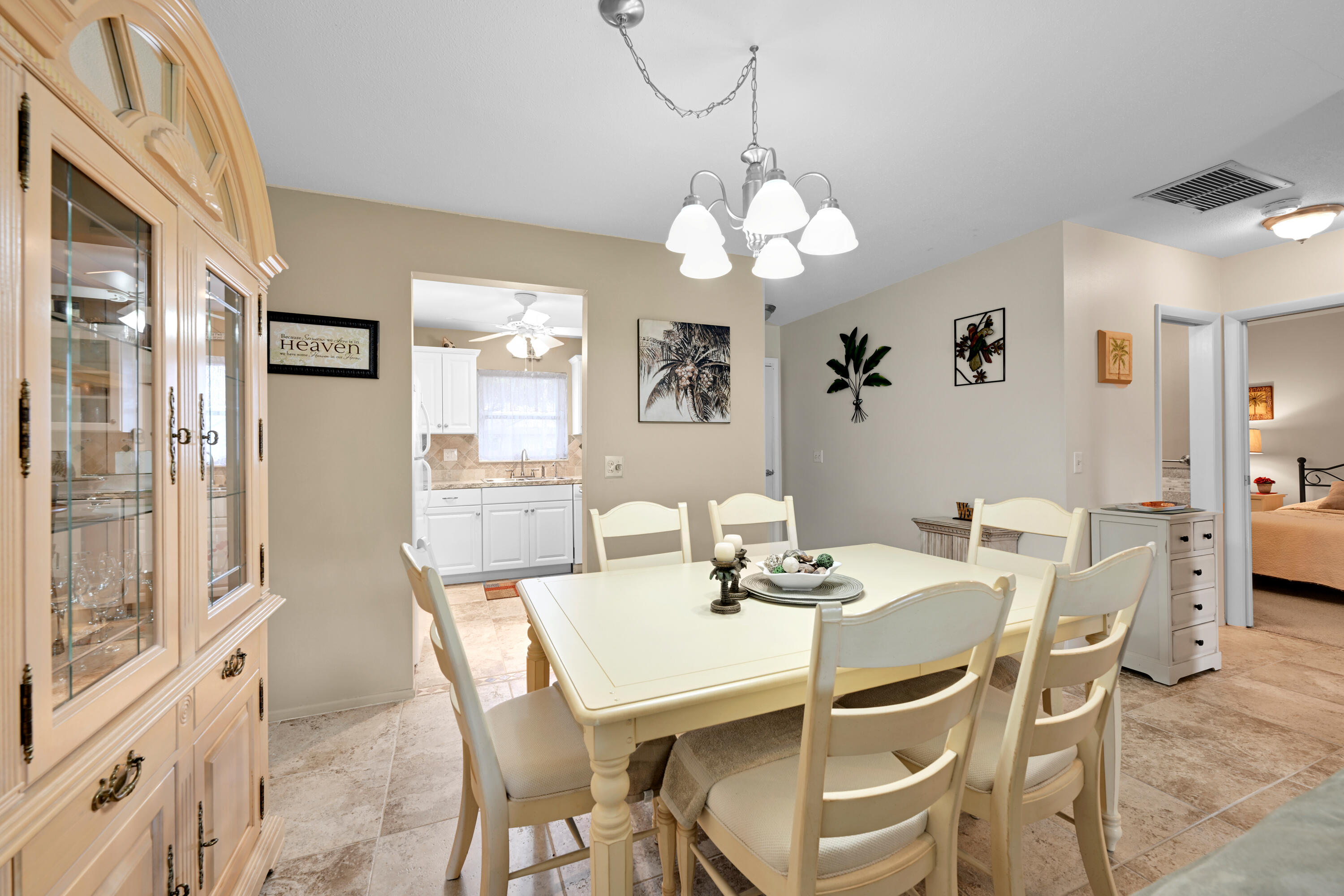 CRESTHAVEN VILLAS 1 CONDO - Residential