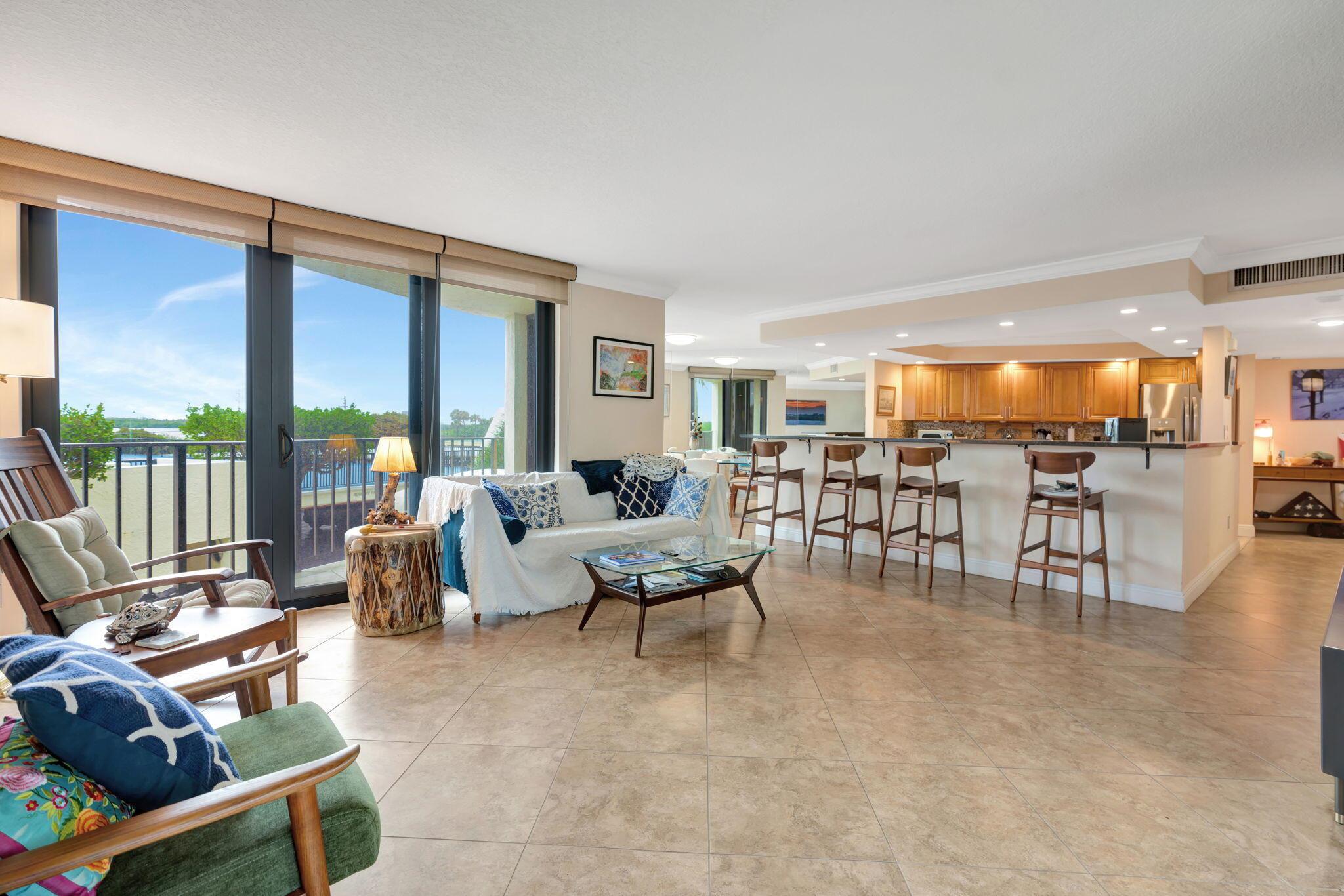 5420 N Ocean Drive 206