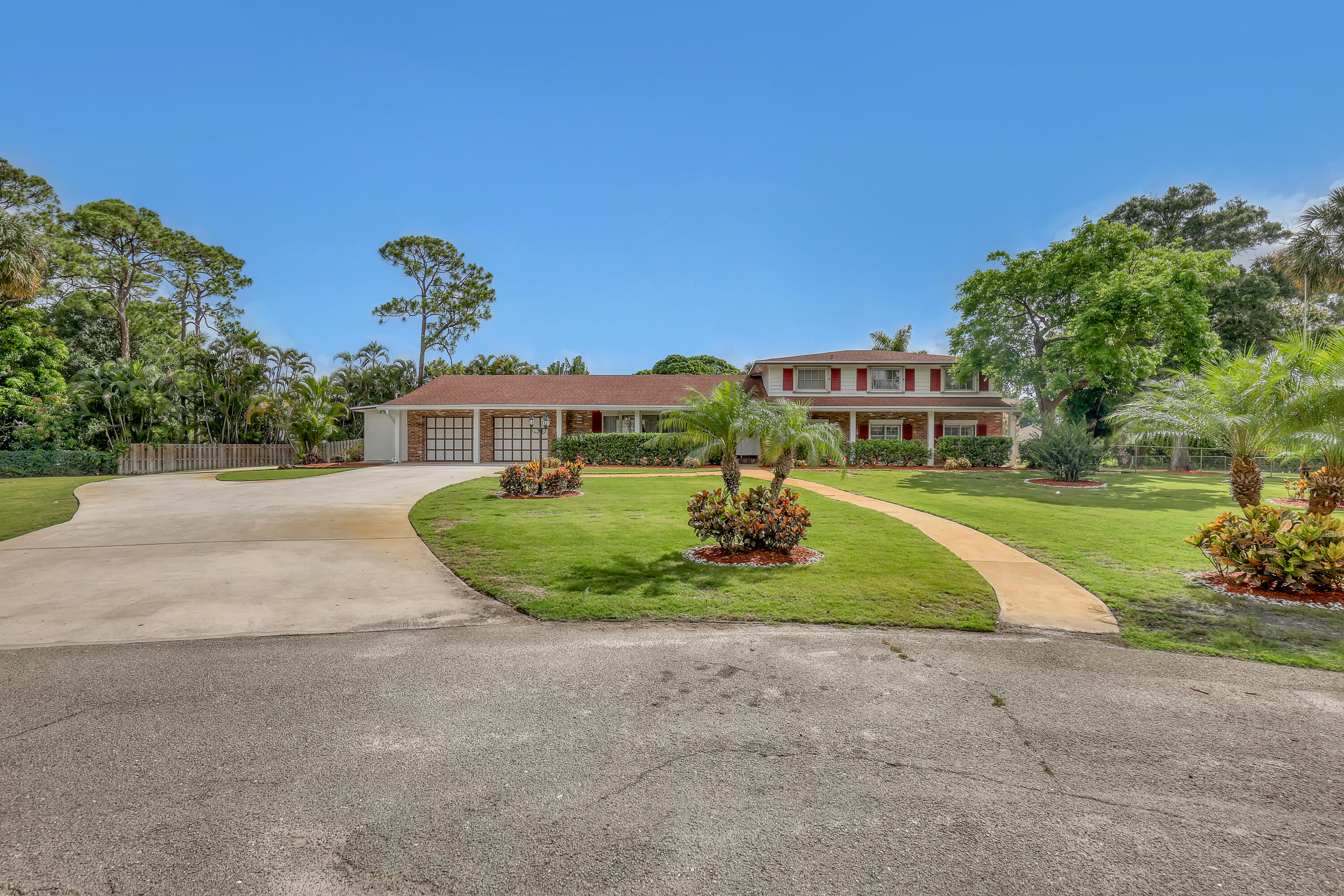 852 Palo Verde Court