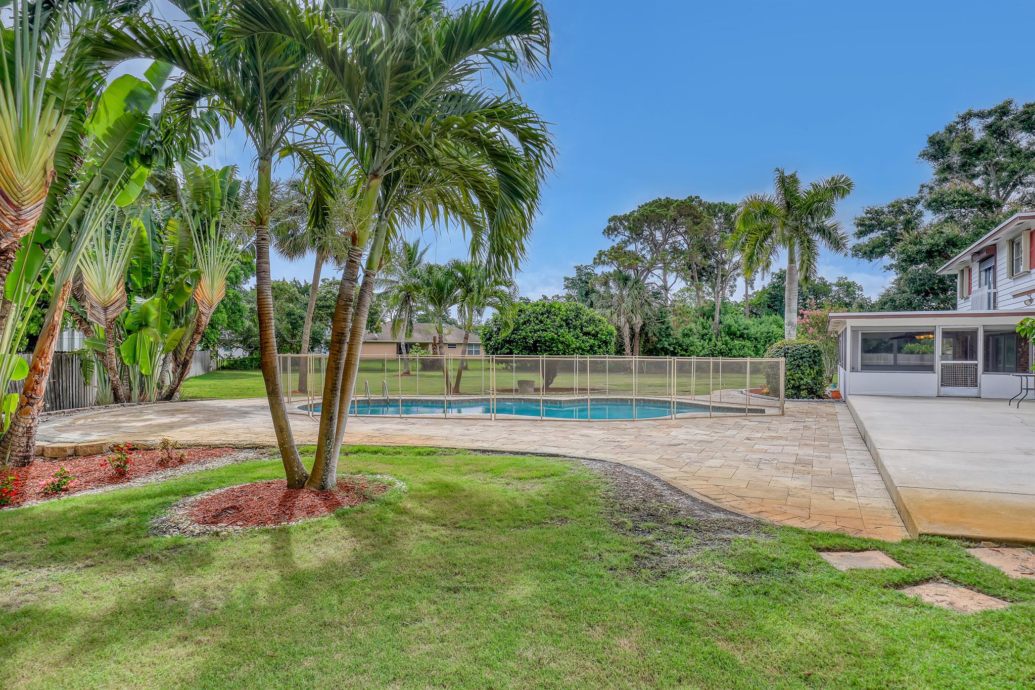 WOODLAND TERRACE 3 - Residential