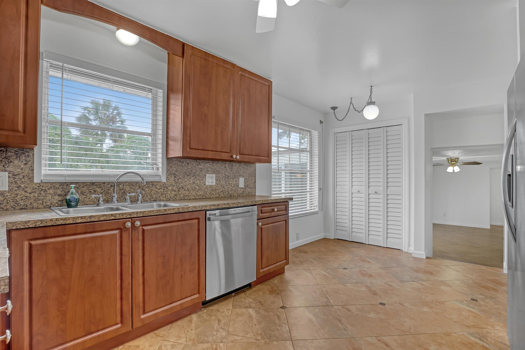 WOODLAND TERRACE 3 - Residential