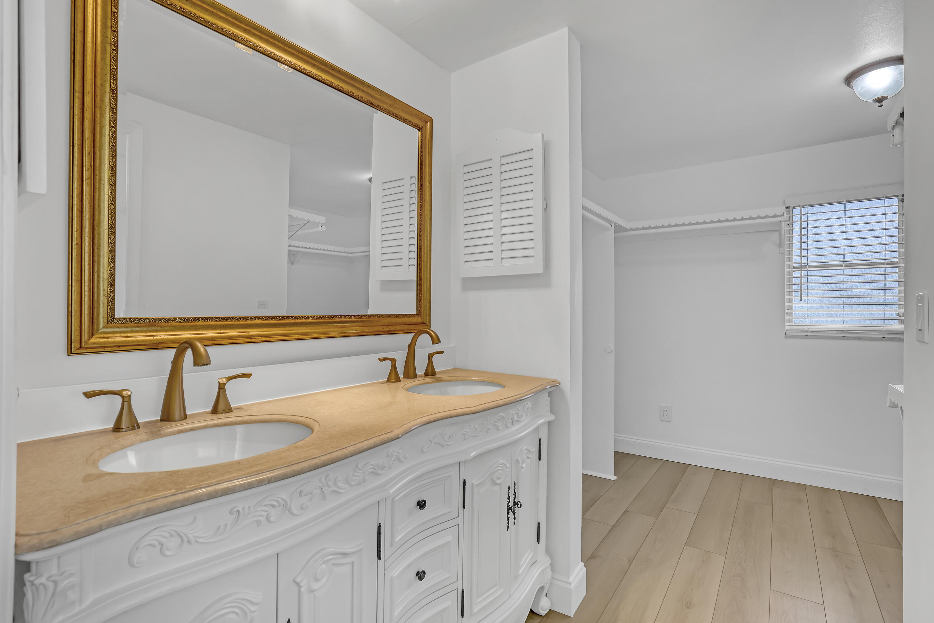 WOODLAND TERRACE 3 - Residential