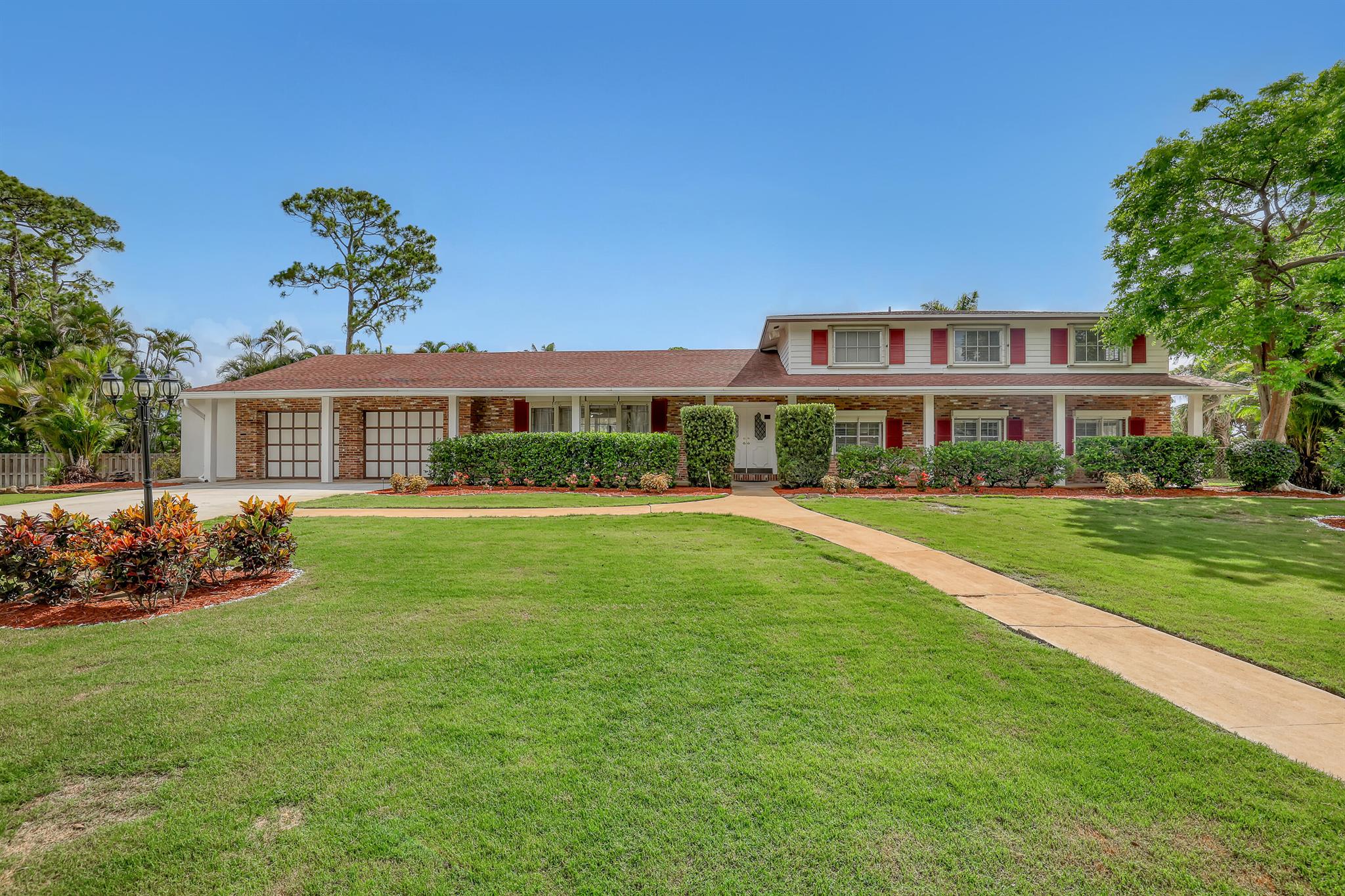 852 Palo Verde Court