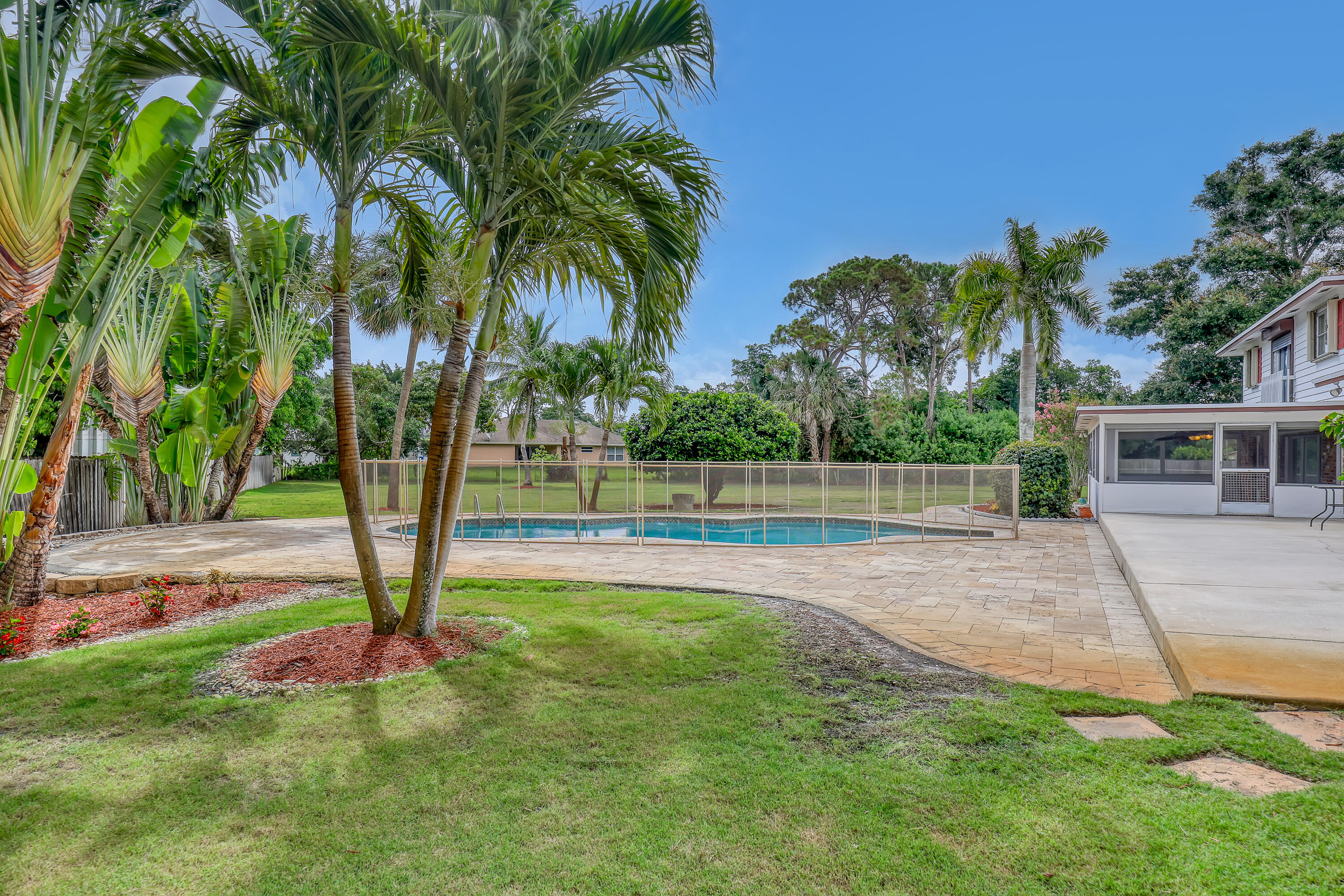 WOODLAND TERRACE 3 - Residential