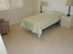 ESSEX AT POINCIANA CONDO - Residential