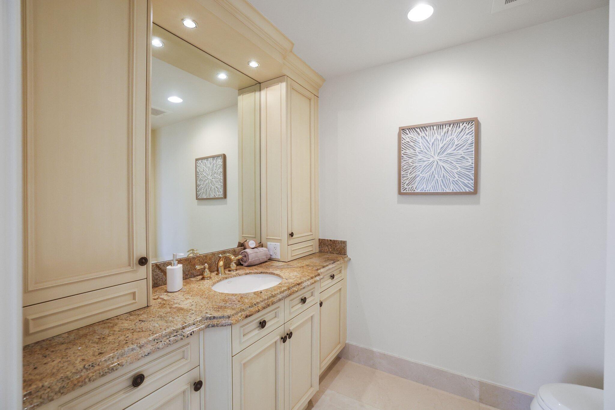 OASIS SINGER ISLAND CONDO - Residential