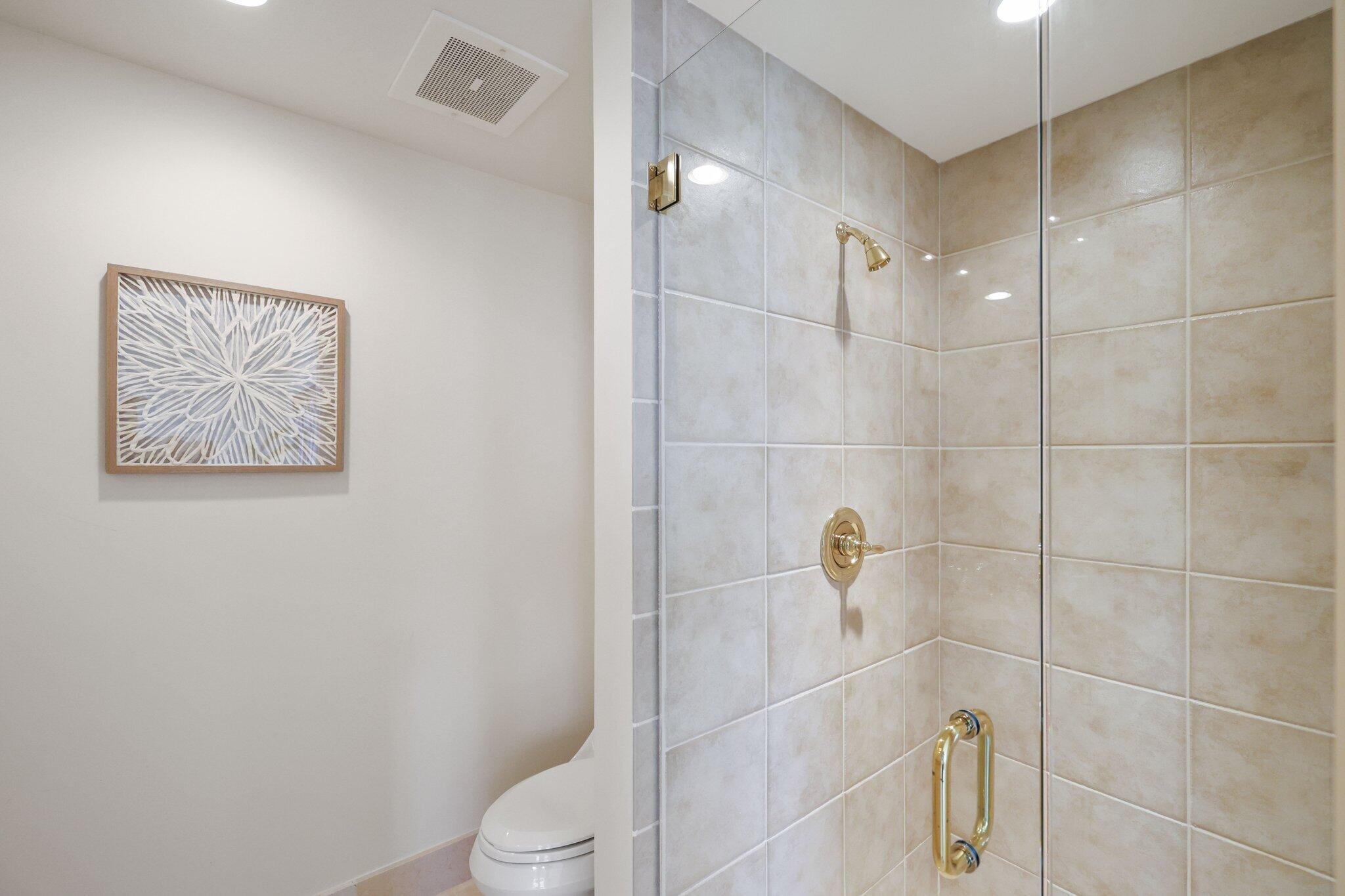 OASIS SINGER ISLAND CONDO - Residential