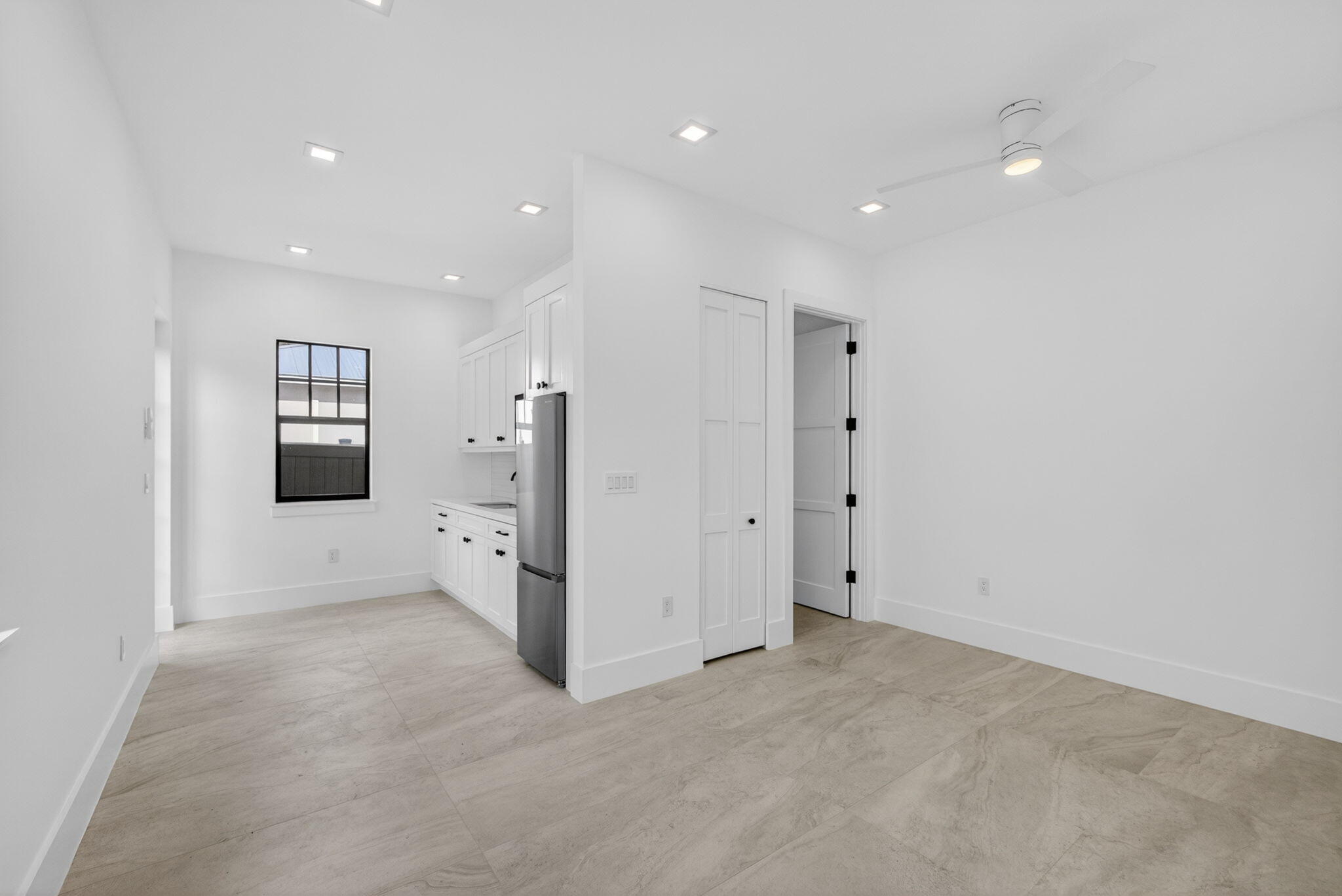 PINEAPPLE PARK - Residential