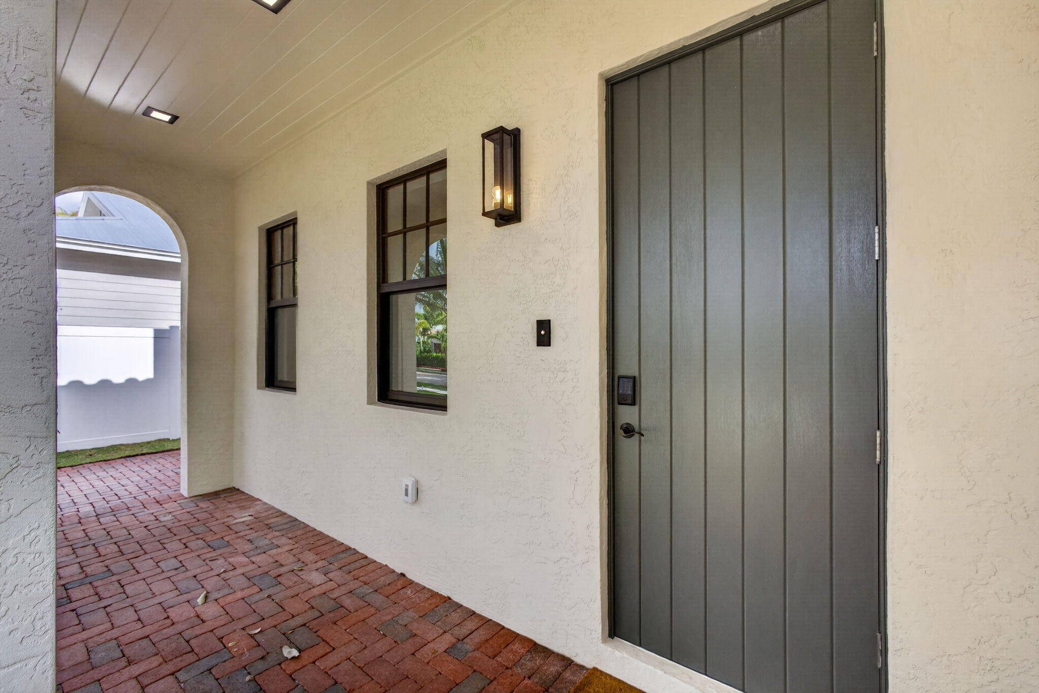 PINEAPPLE PARK - Residential