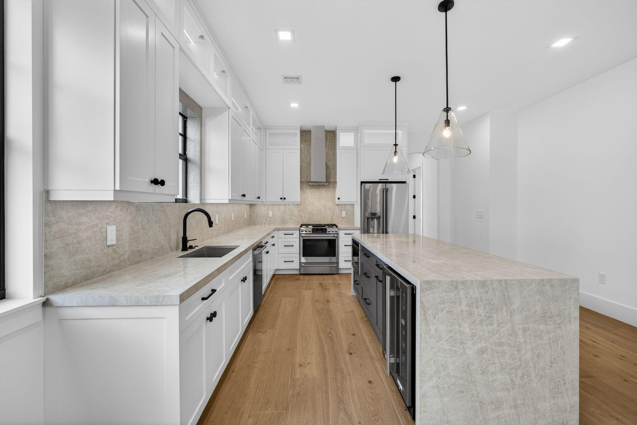 PINEAPPLE PARK - Residential