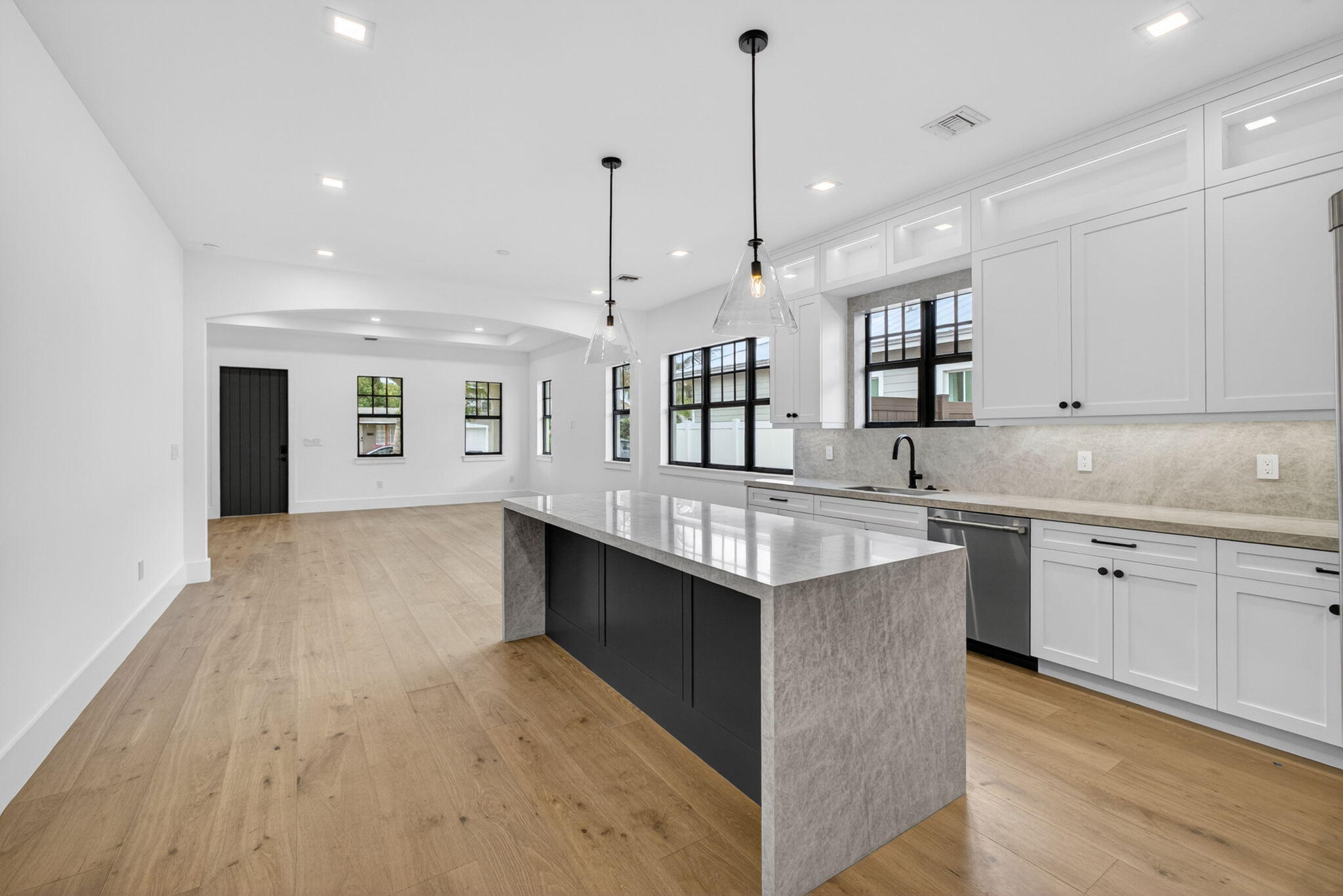 PINEAPPLE PARK - Residential